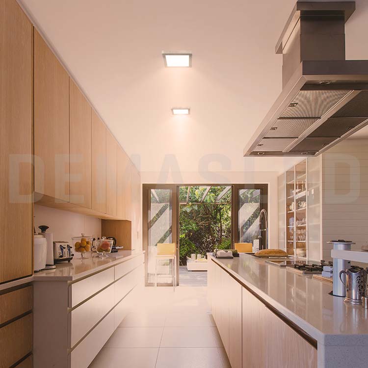 Panel LED cuadrado niquel de 30x30cm, 24W 1920Lumen Calido Sobrepuesto Para Interiores